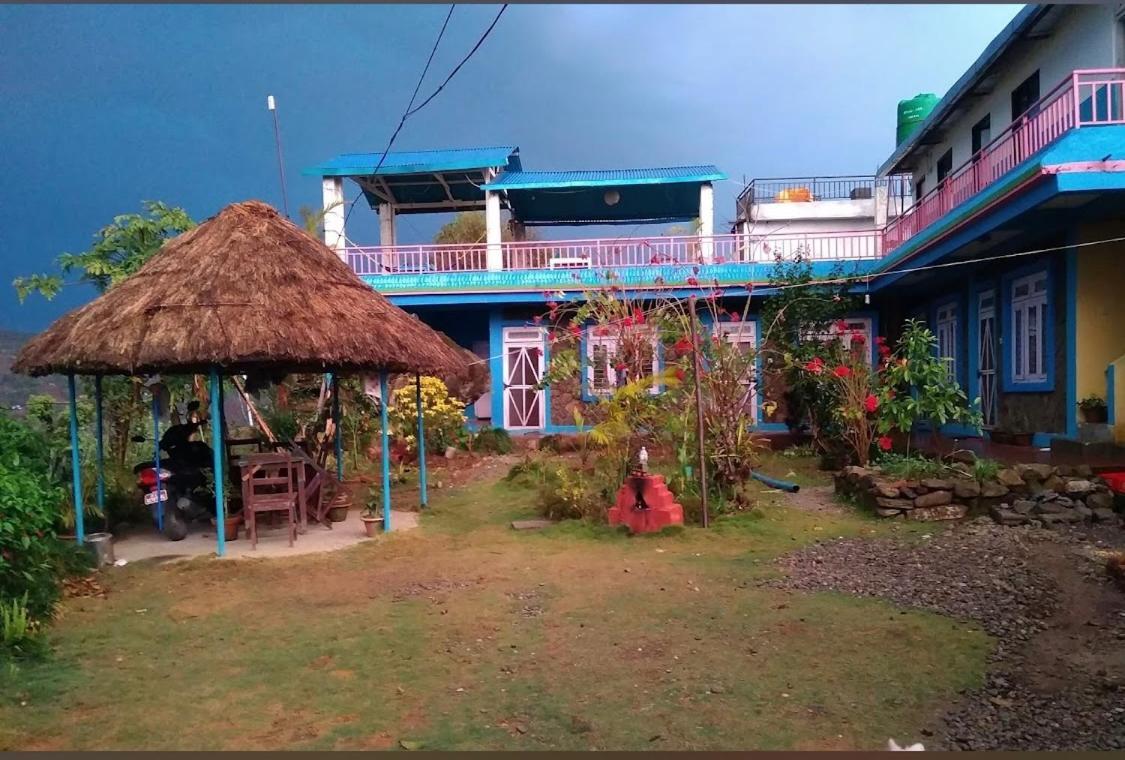 Robins Nest Hotel & Restaurant Deorāli Buitenkant foto