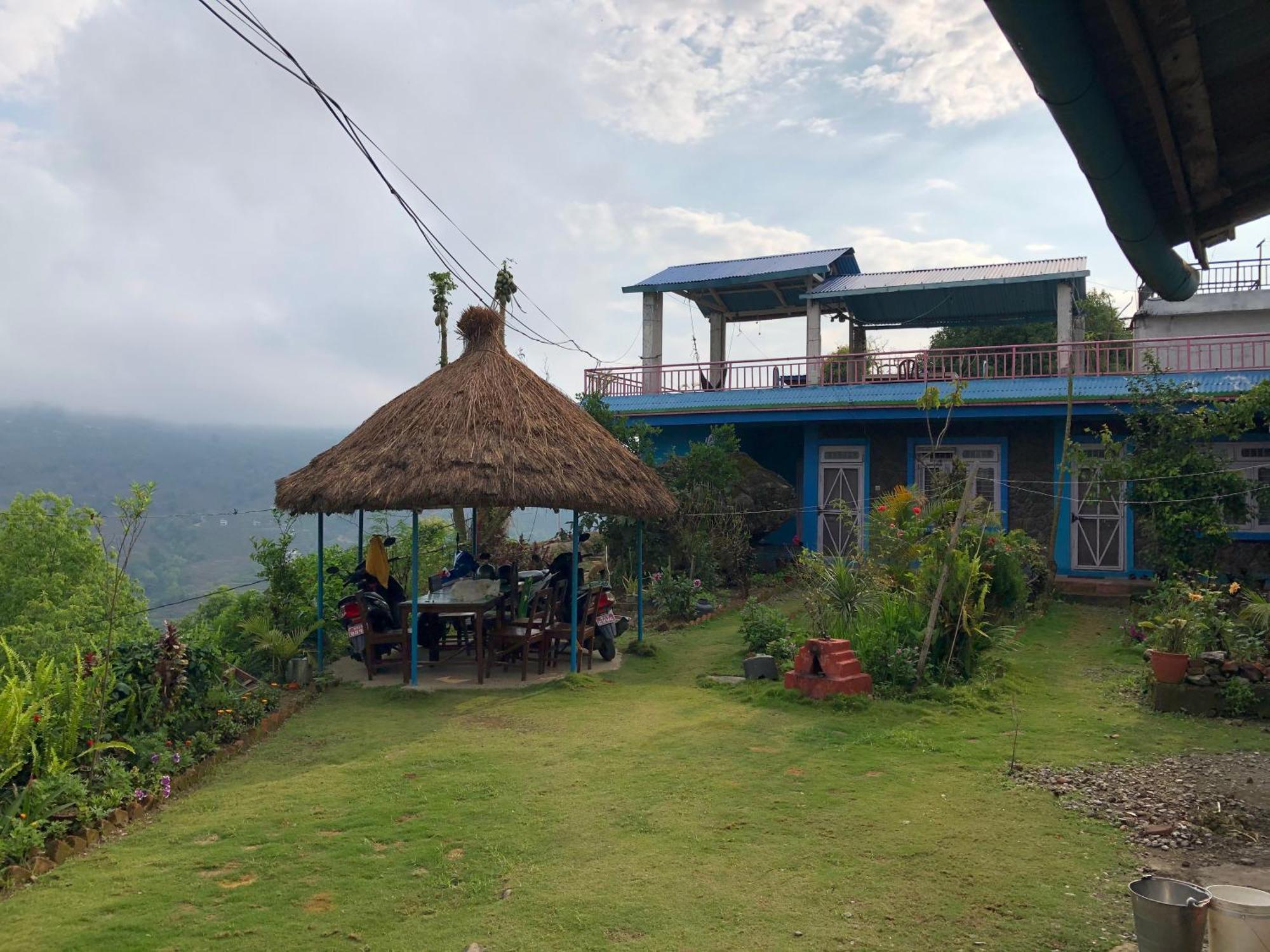Robins Nest Hotel & Restaurant Deorāli Buitenkant foto
